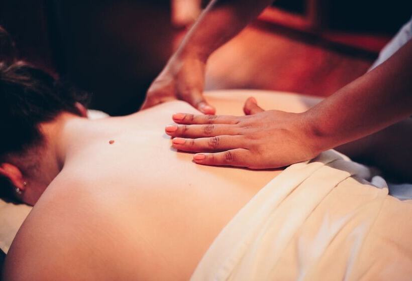 Ylang Ylang Beach Resort