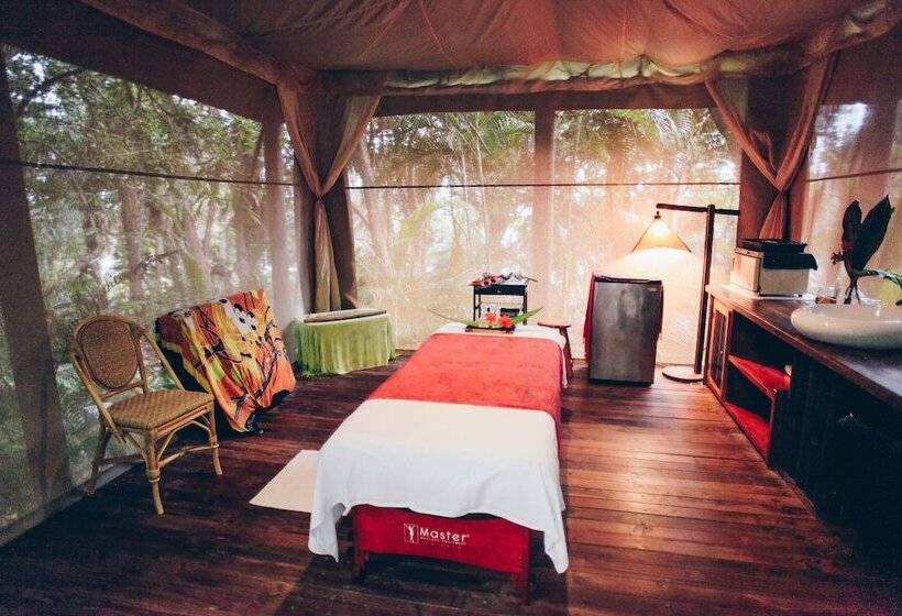 Ylang Ylang Beach Resort