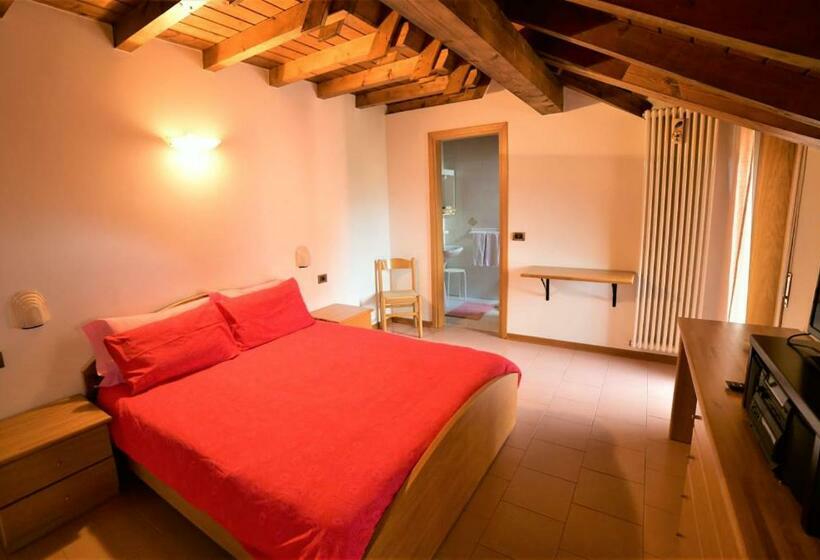 住宿加早餐  Alloggio Turistico Bufera