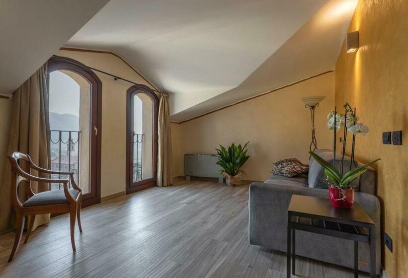 צימר Borgo Petrarca