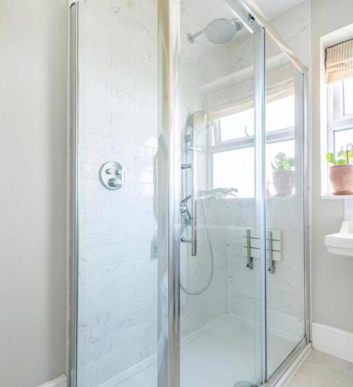 تختخواب و صبحانه Hedgebank