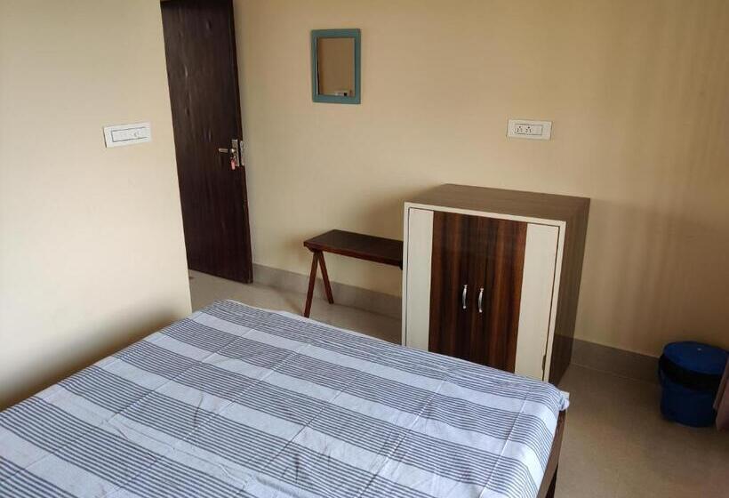 Hotel Ashiyana Rest House