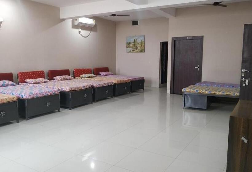 Hotel Ashiyana Rest House