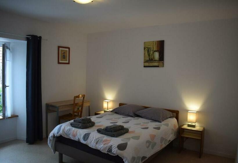 בית מלון כפרי Auberge De La Vallée De La Douve