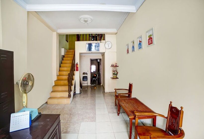 בית מלון כפרי Oyo 91199 Felicia Homestay