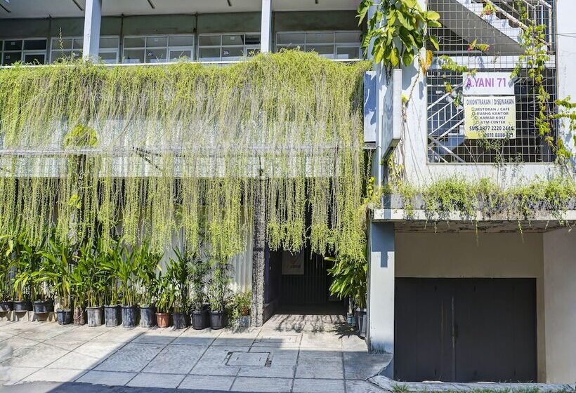 酒店 Spot On 91205 Rindang Guesthouse Syariah