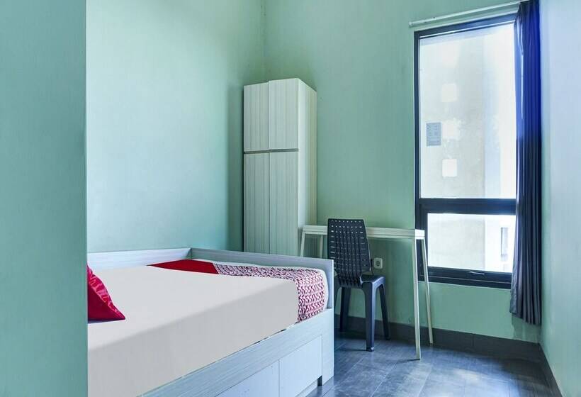 هتل Spot On 91205 Rindang Guesthouse Syariah