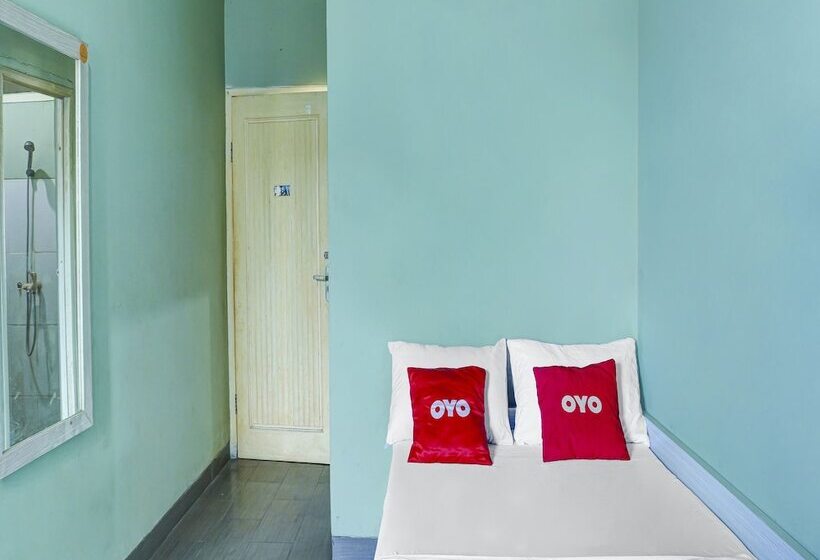 هتل Spot On 91205 Rindang Guesthouse Syariah