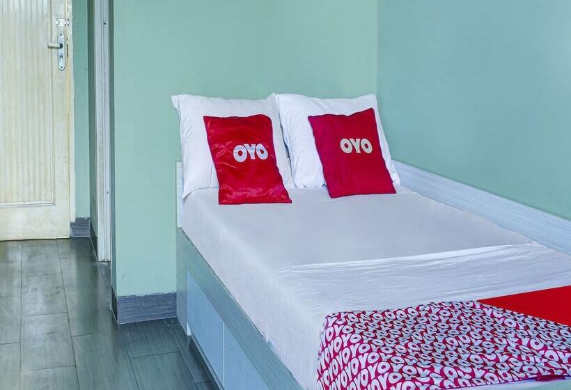 هتل Spot On 91205 Rindang Guesthouse Syariah