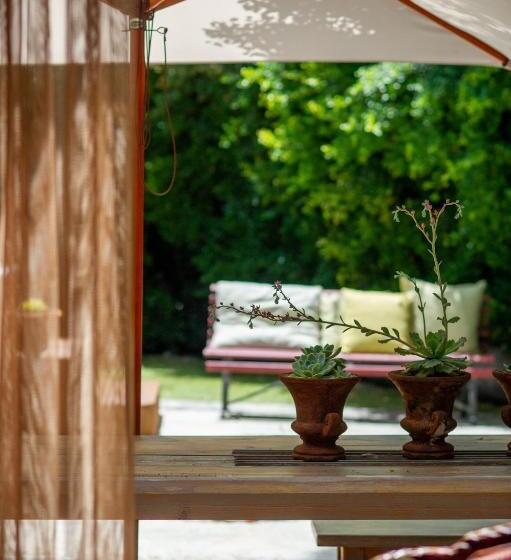 بنسيون Art Box