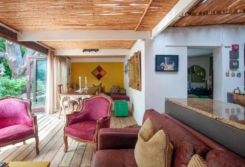 بنسيون Art Box