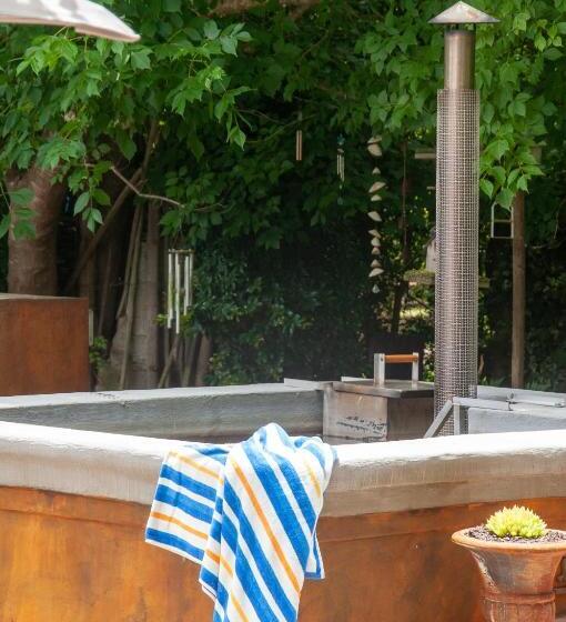 بنسيون Art Box