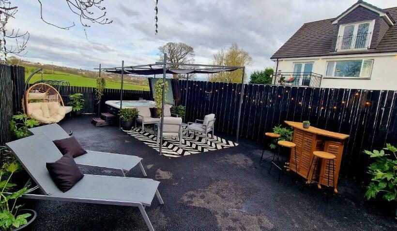 New Amazing The Black Wolf Suite The Grumpy Schnauzer B&b