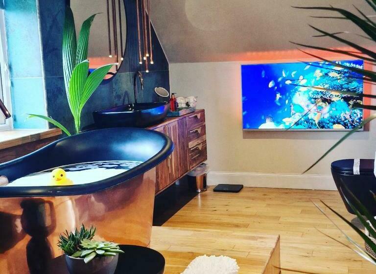 New Amazing The Black Wolf Suite The Grumpy Schnauzer B&b