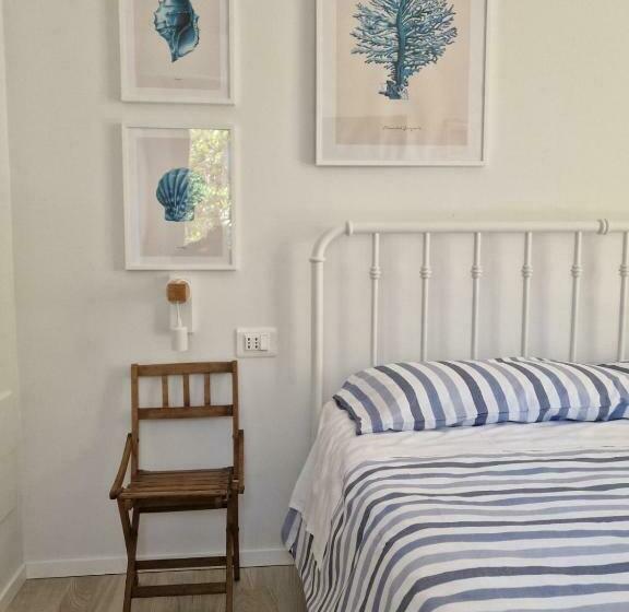 مبيت وإفطار Accanto Alle Mura Rooms & Relax Spa