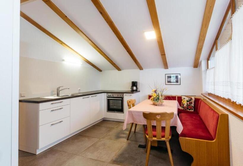 مبيت وإفطار Appartement Florian