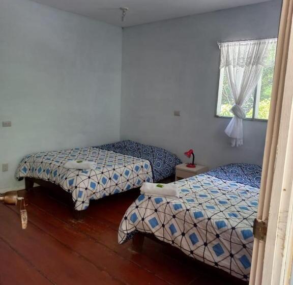 مبيت وإفطار Donde Familia Manito