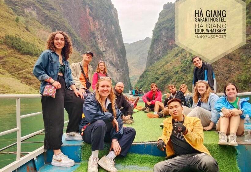 تختخواب و صبحانه Ha Giang Safari Hostel & Motorbikes