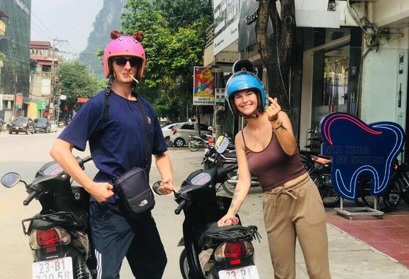 تختخواب و صبحانه Ha Giang Safari Hostel & Motorbikes