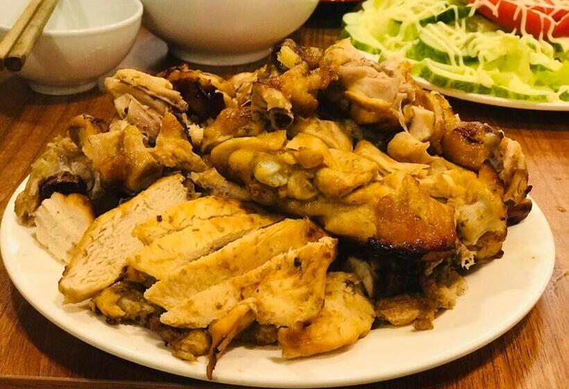 تختخواب و صبحانه Ha Giang Safari Hostel & Motorbikes