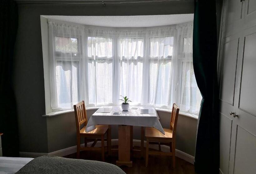 ベッドアンドブレックファースト The Golf Studio Woodhall Spa