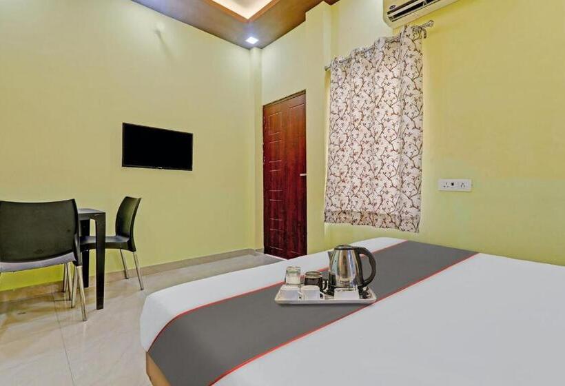 Hotel Capital O Phenix Elite Near Phoenix United Lucknow