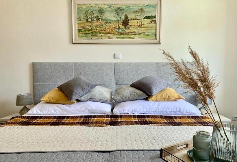 בית מלון כפרי Podkost