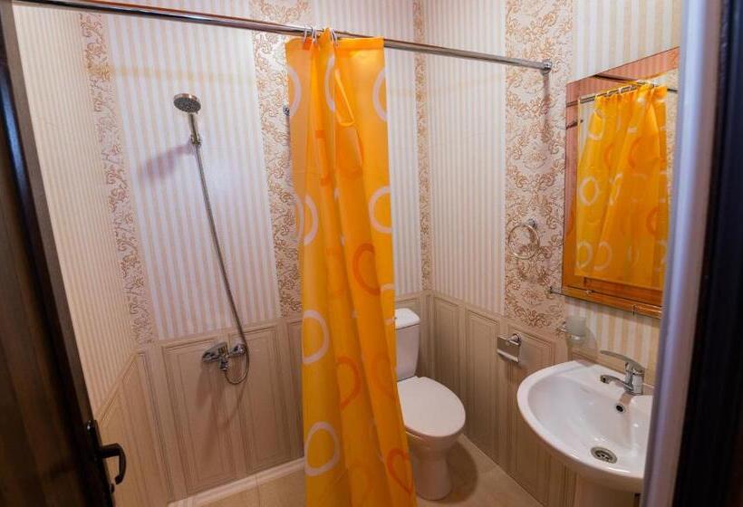 酒店 Rafting House