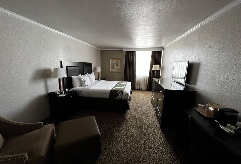 ホテル Quality Inn Fort Worth Downtown East