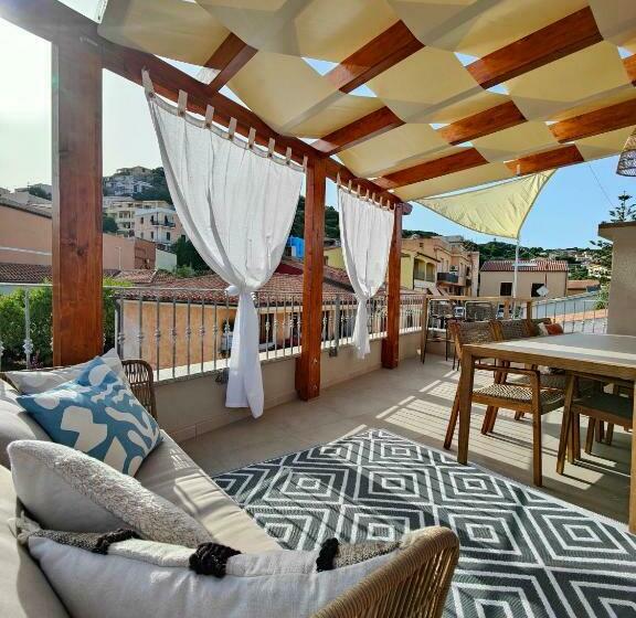 פנסיון Capricci Di Vento   Design Guest House