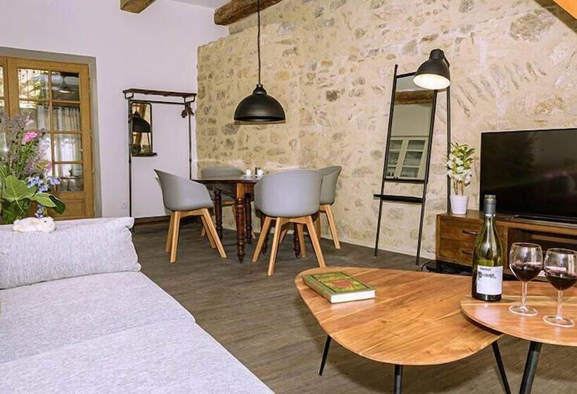 פנסיון La Maison Du Chateau