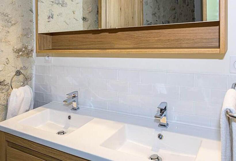 פנסיון La Maison Du Chateau