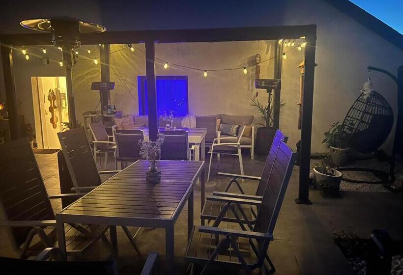 פנסיון Le Clos Fleuri