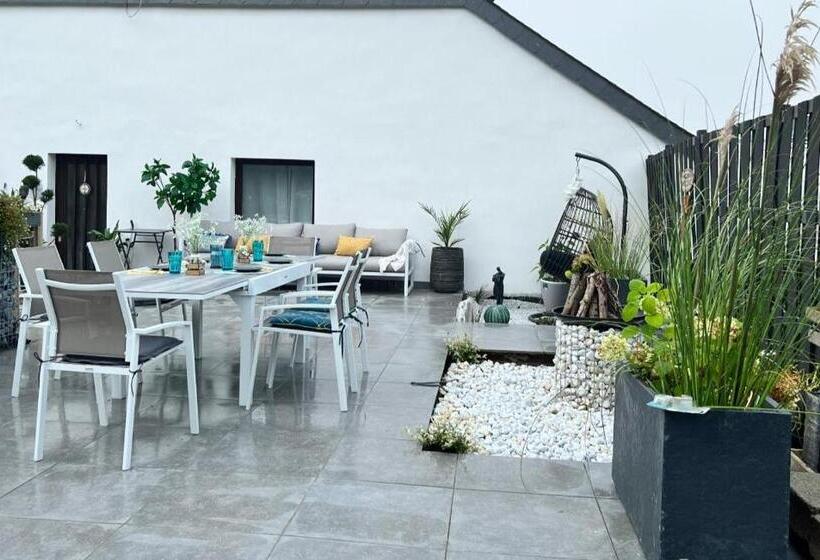 פנסיון Le Clos Fleuri