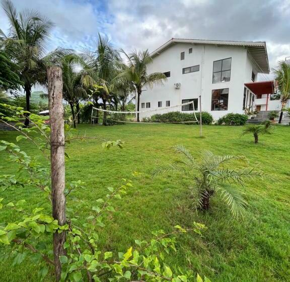 The Green Estate Resort