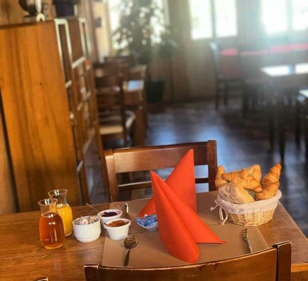 旅馆 L Auberge De St Julien