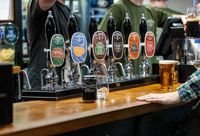 فندق صغير Royal Oak Pub