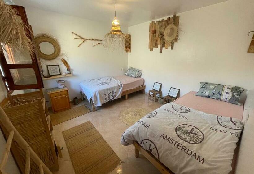 هاستل We Surf Morocco Boutique House
