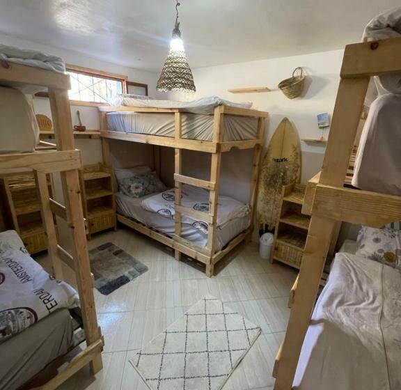 هاستل We Surf Morocco Boutique House