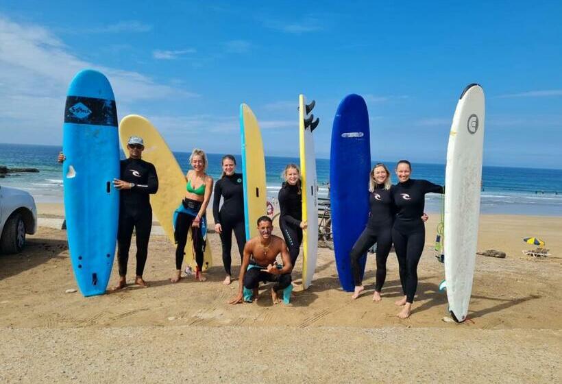 هاستل We Surf Morocco Boutique House