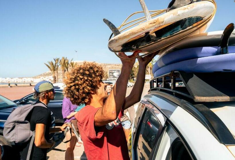 هاستل We Surf Morocco Boutique House