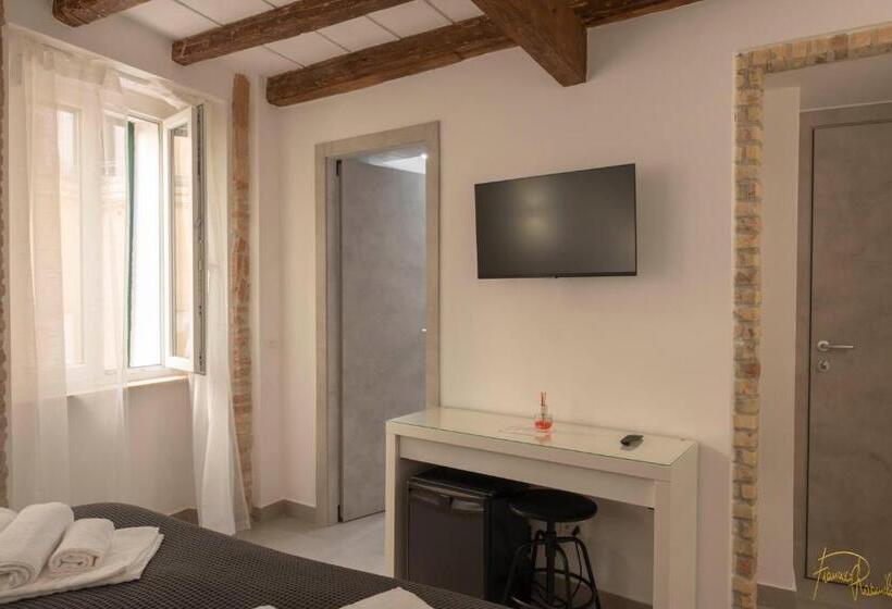 ベッドアンドブレックファースト Alla Quercia   Centro Storico