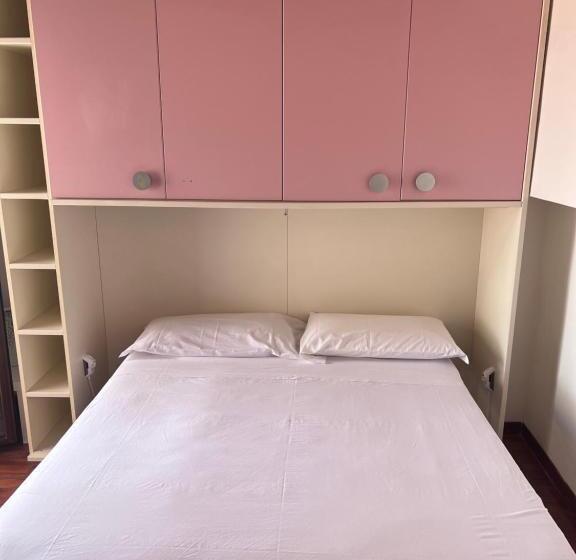 مبيت وإفطار Castellabatecoast