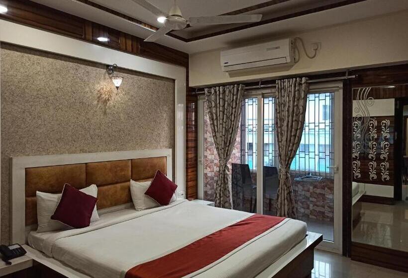 Отель A P Home S   A Boutique