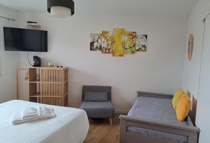 호텔 Hôtel L Auberge Canaulaise