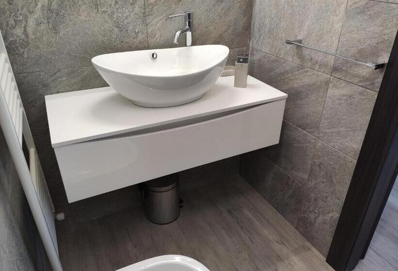 膳宿费 Affittacamere Rosita Recanati