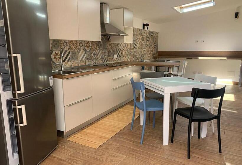 펜션 Comforthouse Ladispoli