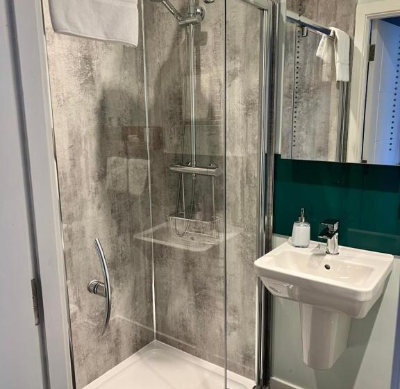 پانسیون Killorn Guest House