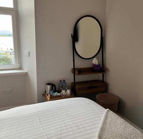 پانسیون Killorn Guest House