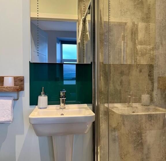 پانسیون Killorn Guest House